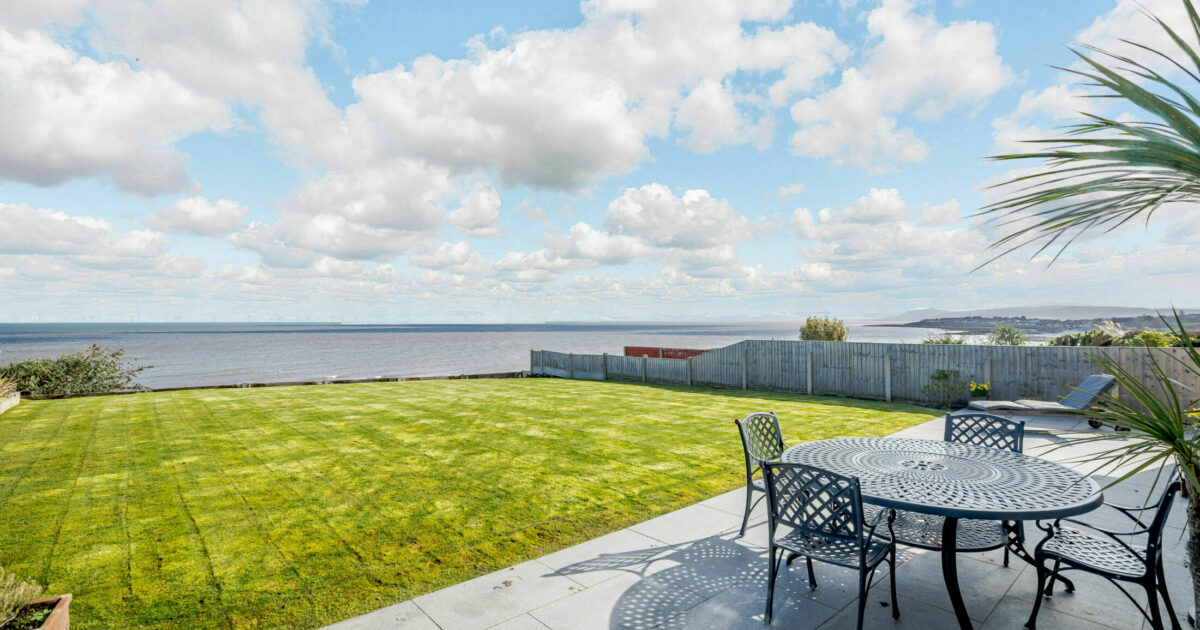 Coast & Marina Properties 86 PENRHYN BEACH EAST