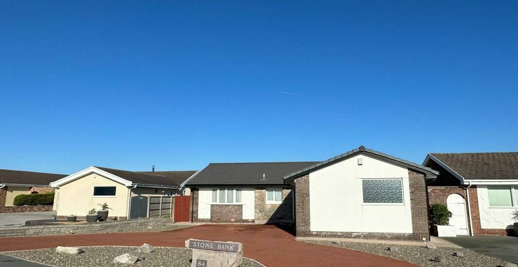 Coast & Marina Properties 84 PENRHYN BEACH EAST